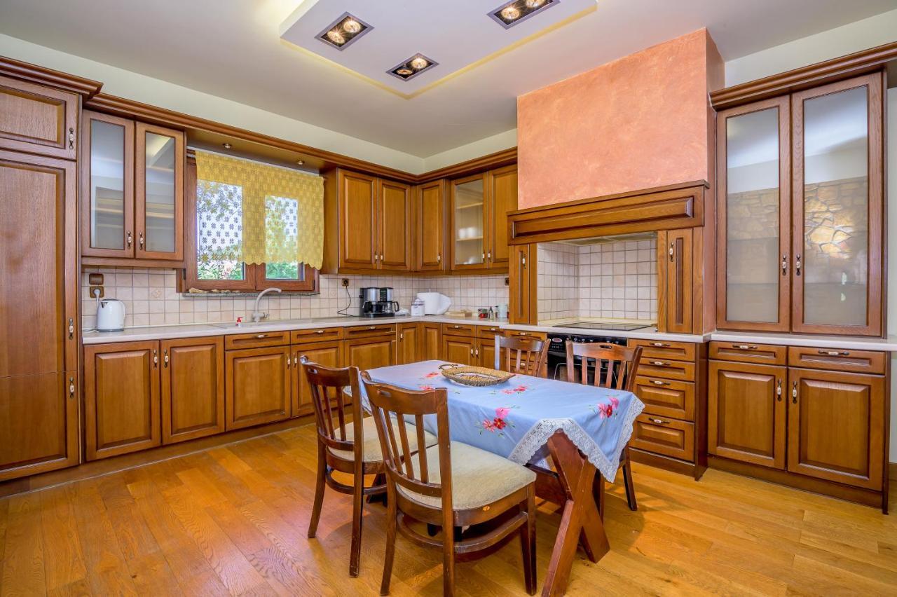 Luxurious Villa With Gorgeous View And Bbq 알렉산드로폴리스 외부 사진